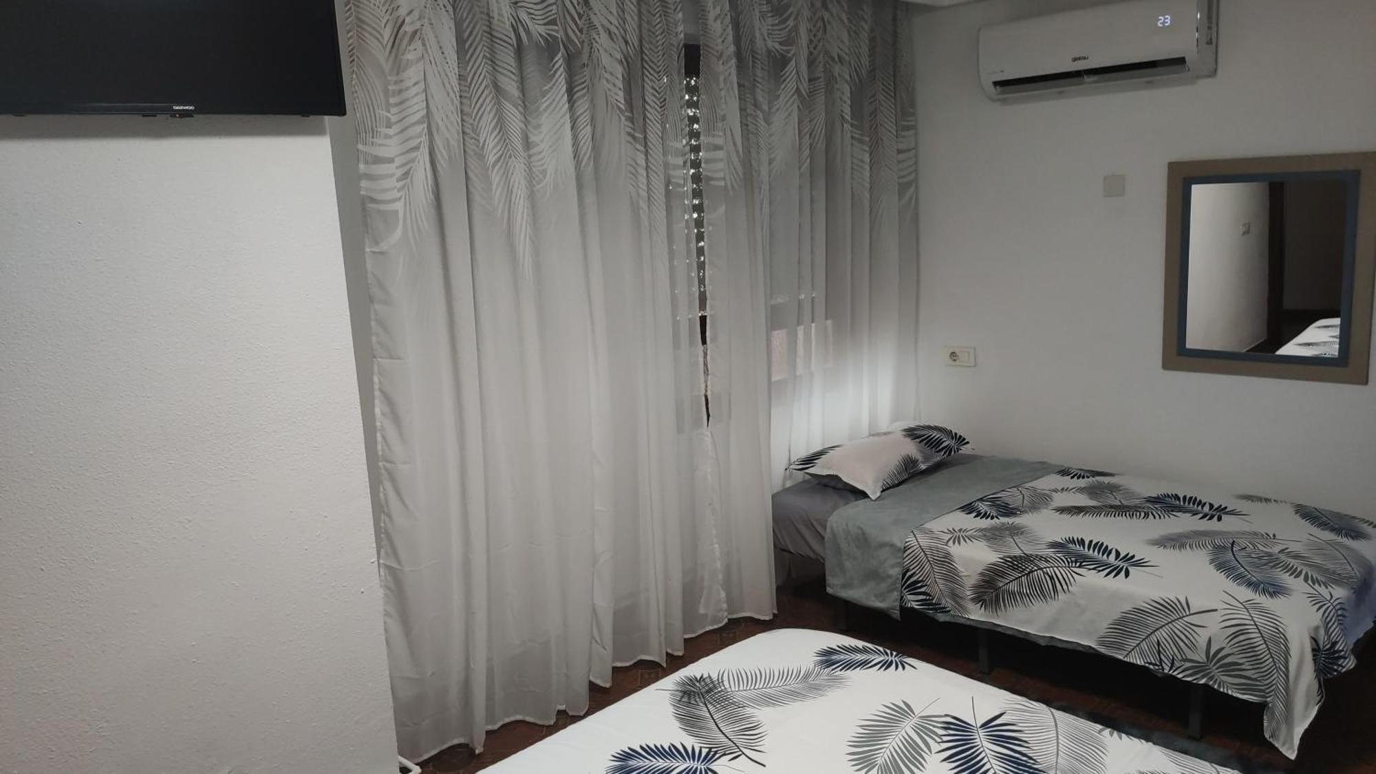 Big Penthouse For 10 Per Lägenhet Torrevieja Exteriör bild